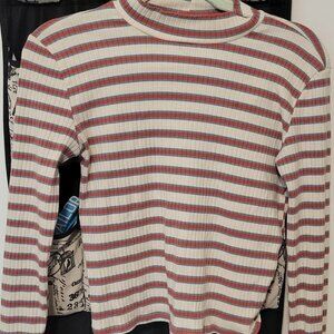 PINK ROSE striped turtleneck crop top